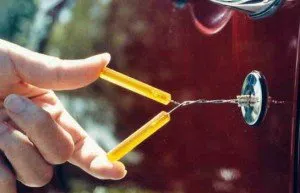 Parker Locksmith Store San Diego, CA 619-824-3409 - key-broke-in-lock